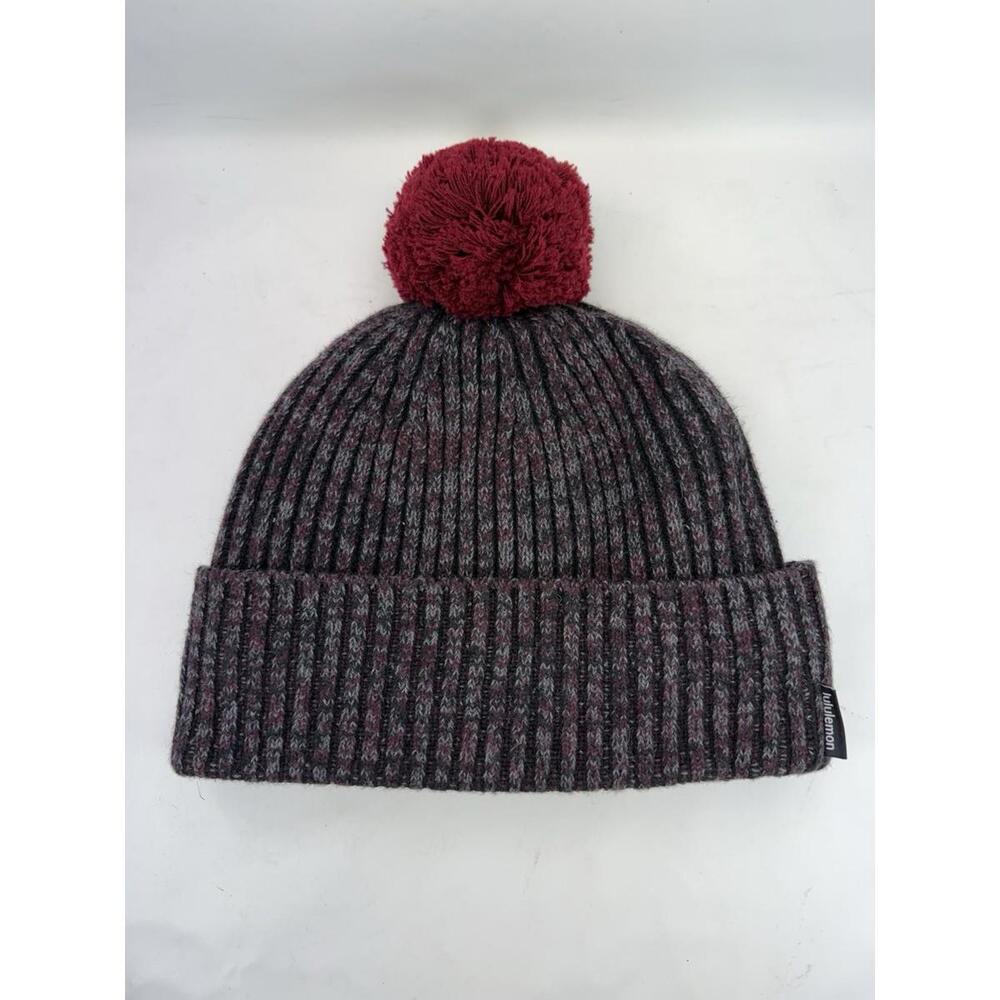 Lululemon Athletica Womenโs Knit Pom Beanie Merino Cashmere Fleeceโ
